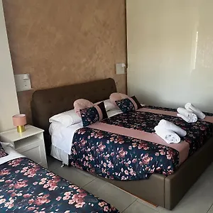 https://albachiara-suite-rooms.emilia-romagnahotels.net